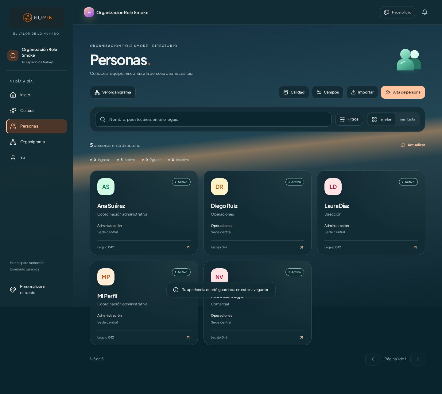 Directorio real de personas de HUMIN en ambiente Horizonte oscuro, con búsqueda, filtros y tarjetas.